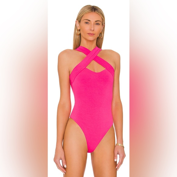 NWT REVOLVE Gene Cross Front Bodysuit in Pink
superdown 🔥Hot Item🔥 on preorder - Picture 3 of 9